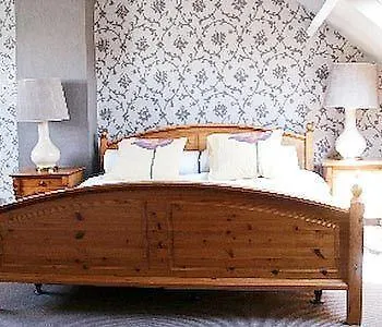 Couette-café Coupure 3*